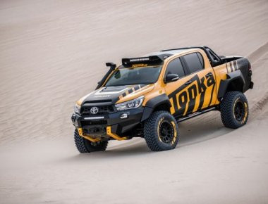 Toyota Hilux Tonka: Tο απόλυτο όχημα για ... μεγάλα παιδιά (βίντεο)